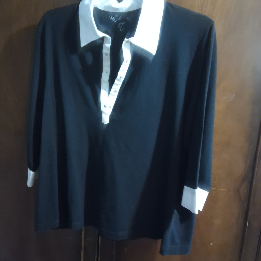 Kate & Mallory Black and White Blouse